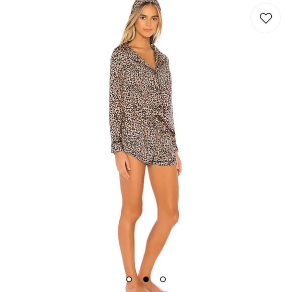 Nwt Revolve Plush Cheetah Black Brown 3pc Pajama set - Picture 2 of 7